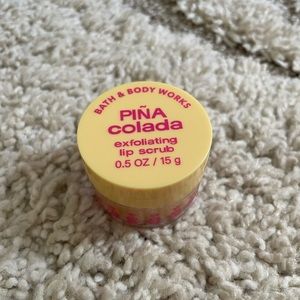 Pina colada lip scrub